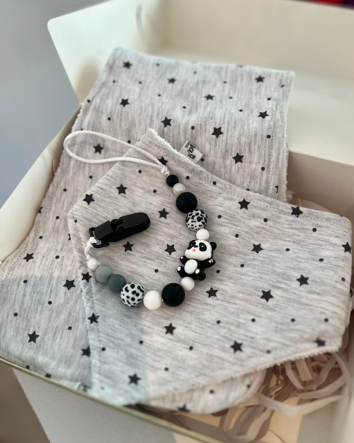 Kit Panda — Babero, Babita y Portachupete