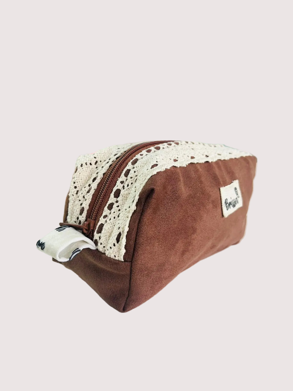 Cartuchera de Gamusa con Puntilla