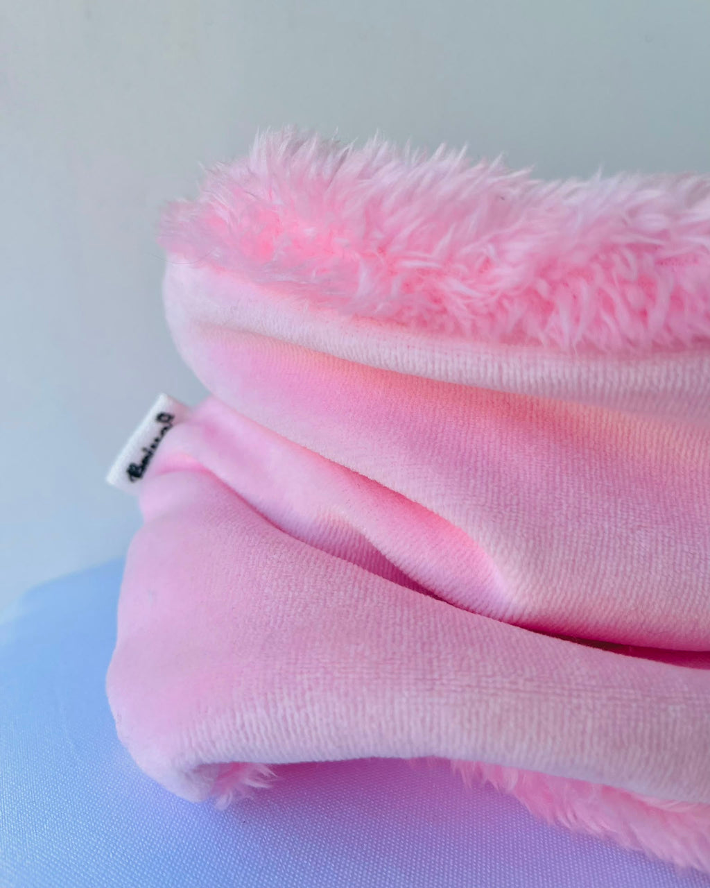 Cuello rosa para niñas desde 1 año