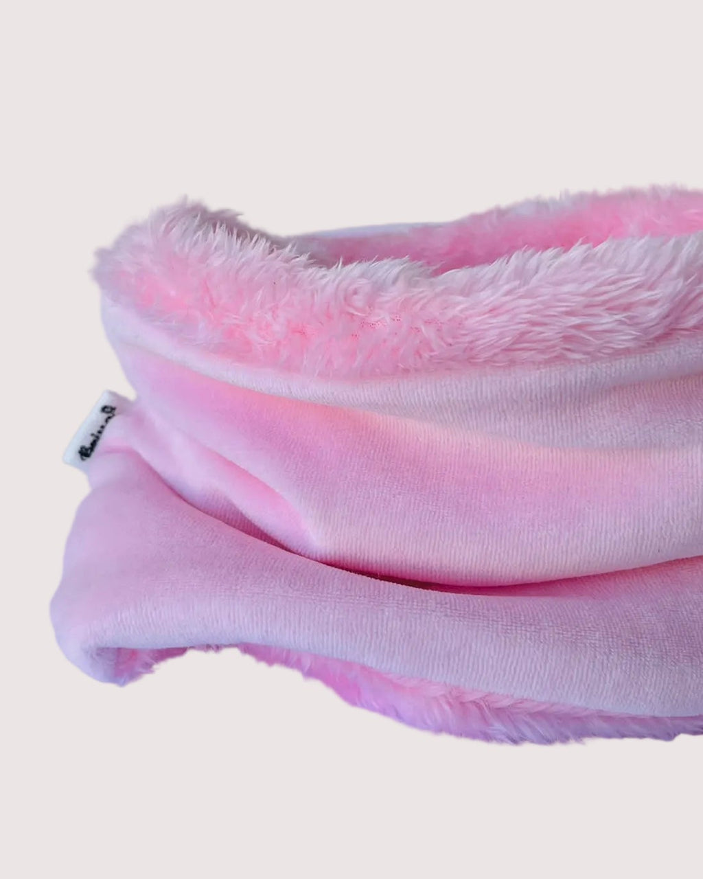 Cuello rosa para niñas desde 1 año